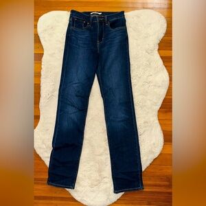 Levi’s high rise straight jeans